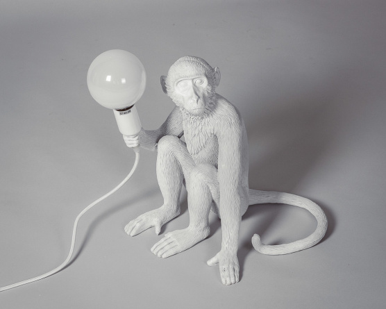 Лампа настольная The Monkey Lamp Sitting Version фото 2